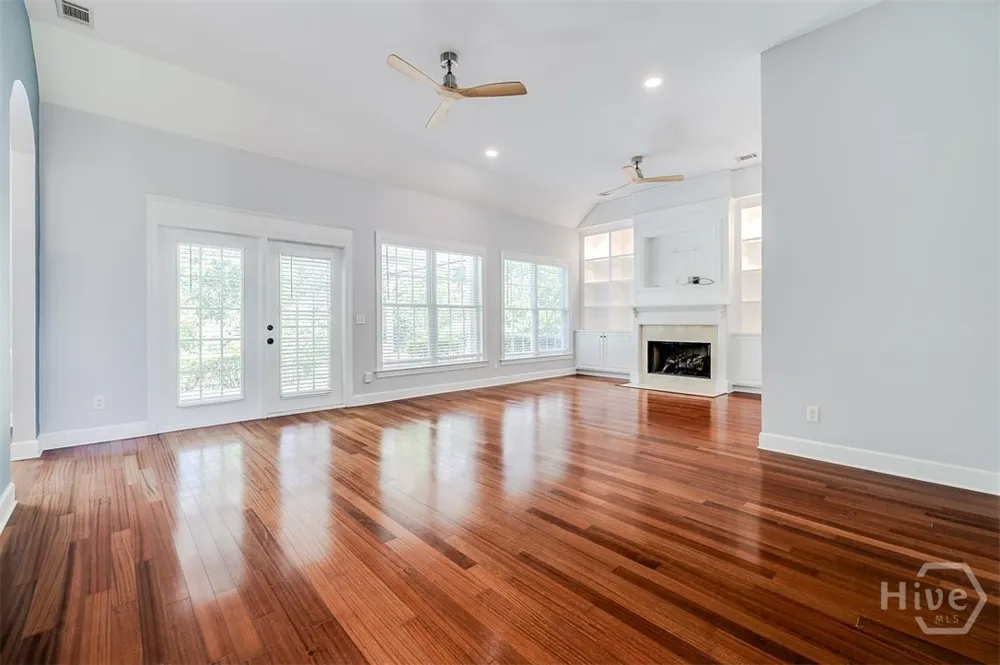 33 Lake Heron Court W Pooler, GA 31322