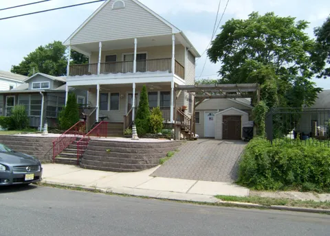 327 New Bedford Road #FRONT