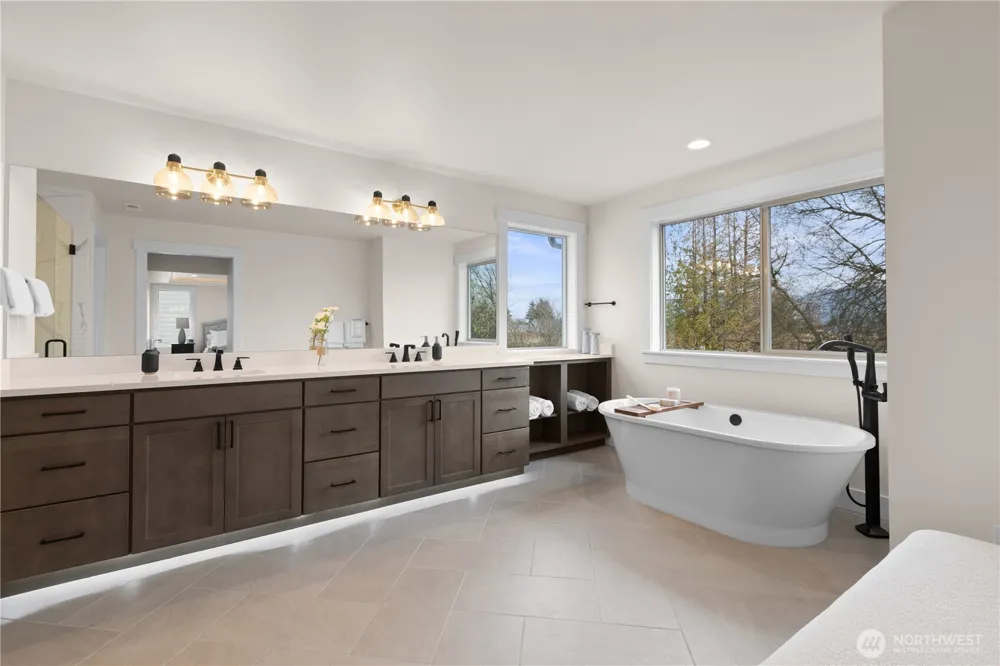 1632 Lockridge Loop E #11 Enumclaw, WA 98022