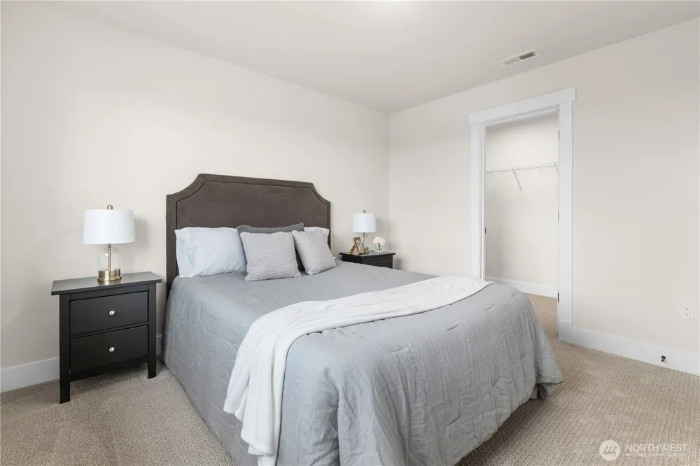 1632 Lockridge Loop E #11 Enumclaw, WA 98022