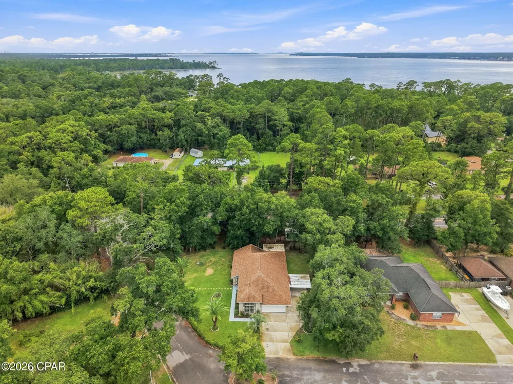 13321 Paradise Beach Place Pensacola, FL 32506
