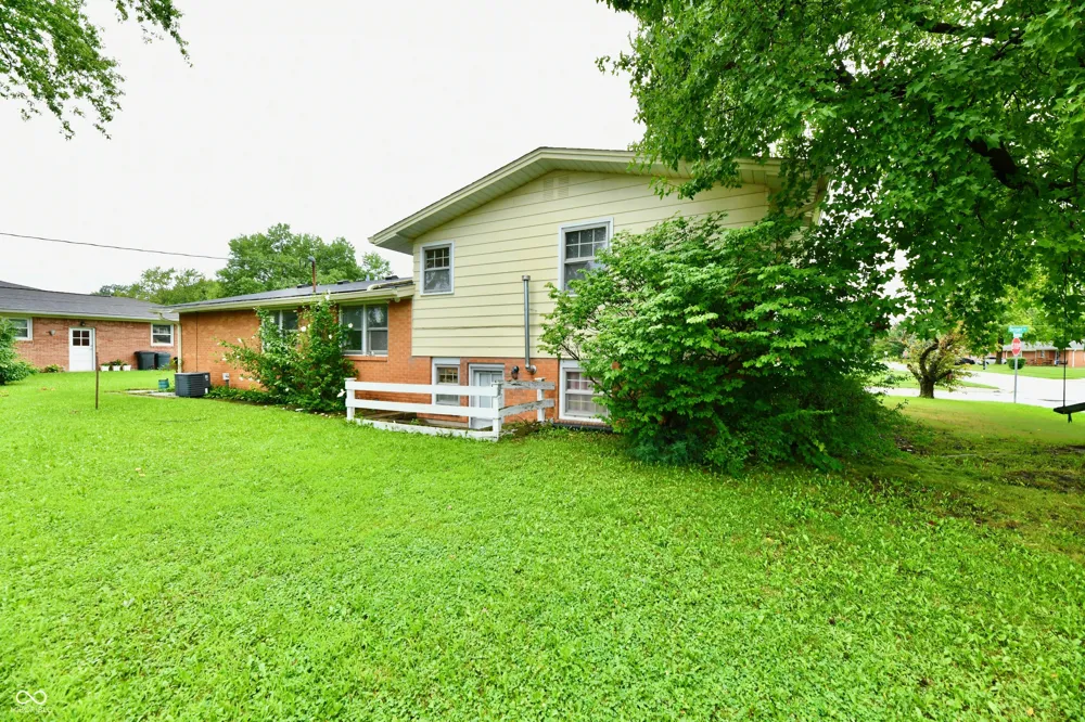 1421 Denver Drive Plainfield, IN 46168
