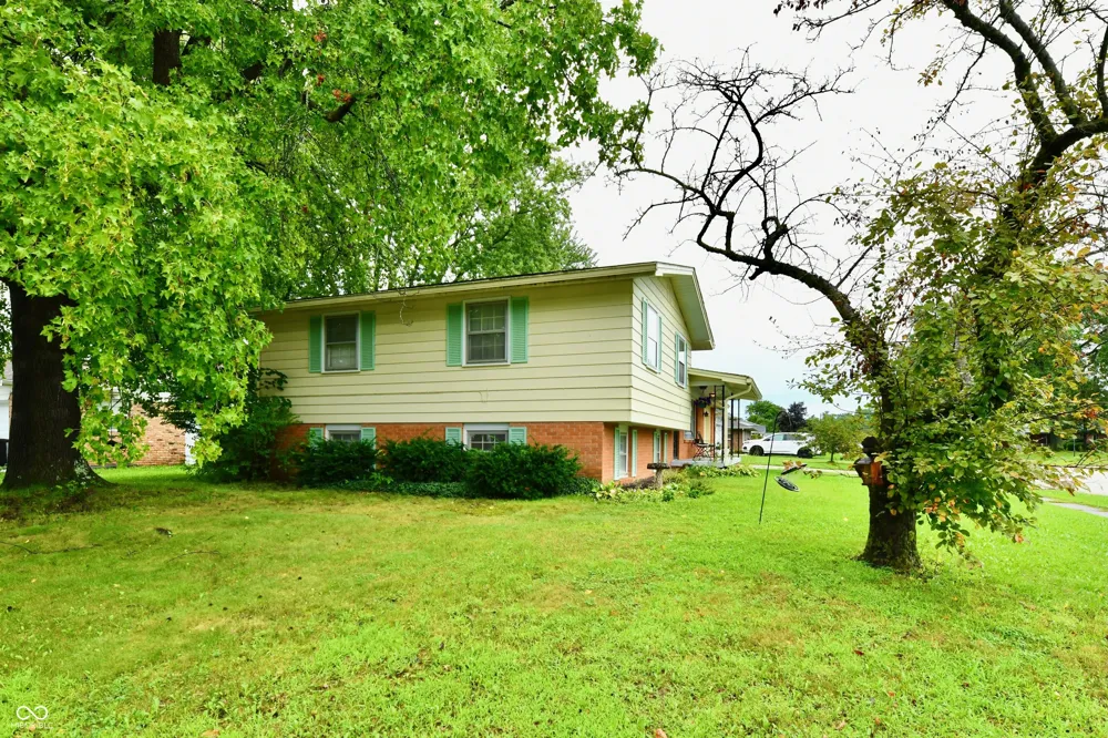 1421 Denver Drive Plainfield, IN 46168