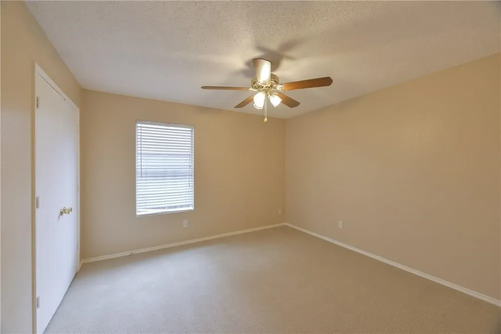 4054 Gray Fox Drive Fort Worth, TX 76123