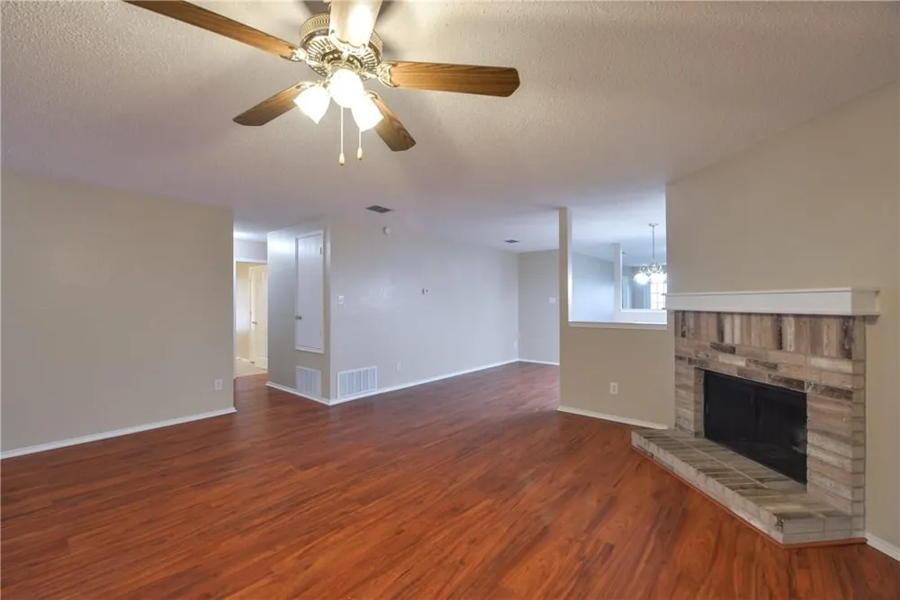 4054 Gray Fox Drive Fort Worth, TX 76123