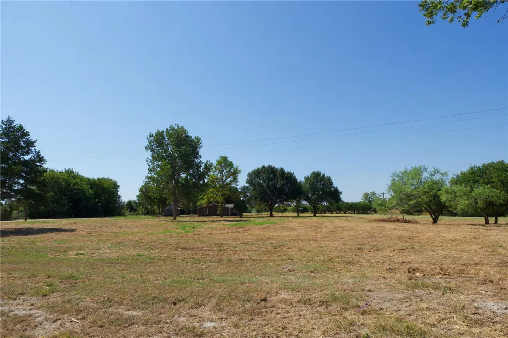 9810 FM 2071 Valley View, TX 76272