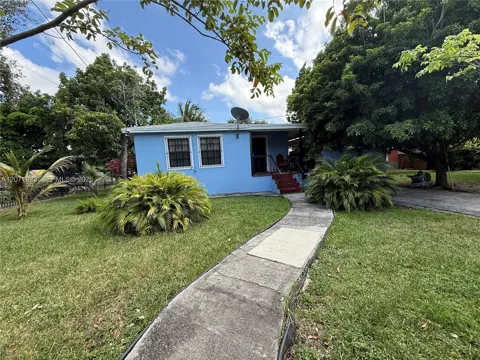 3102 NW 31st St