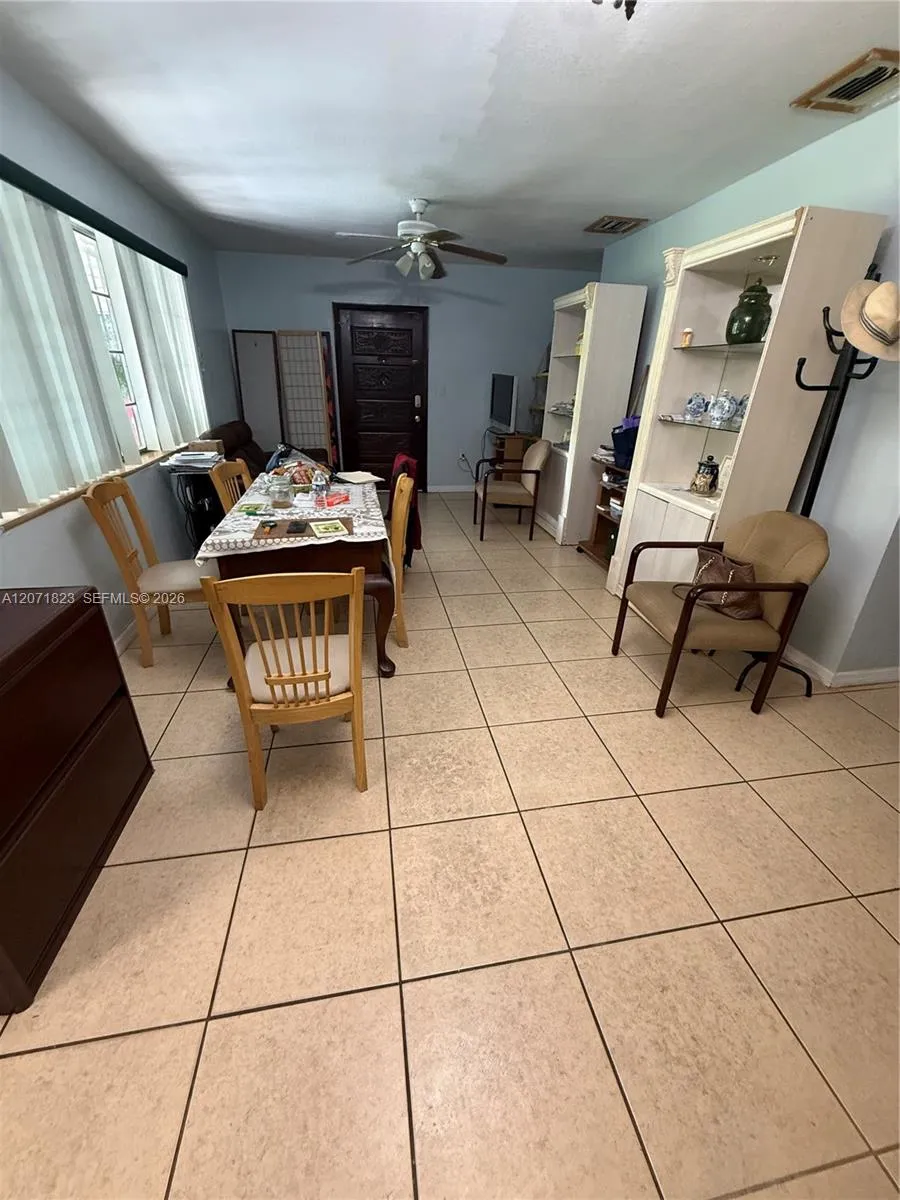 3102 NW 31st St Miami, FL 33142