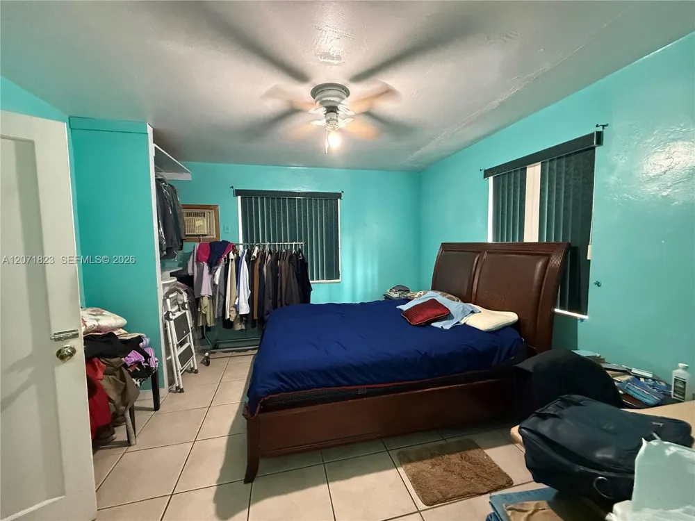 3102 NW 31st St Miami, FL 33142