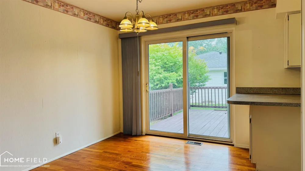 805 Huntington Drive Owosso City, MI 48867