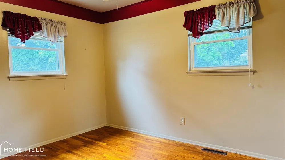 805 Huntington Drive Owosso City, MI 48867