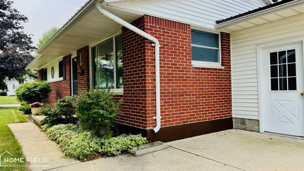 805 Huntington Drive Owosso City, MI 48867