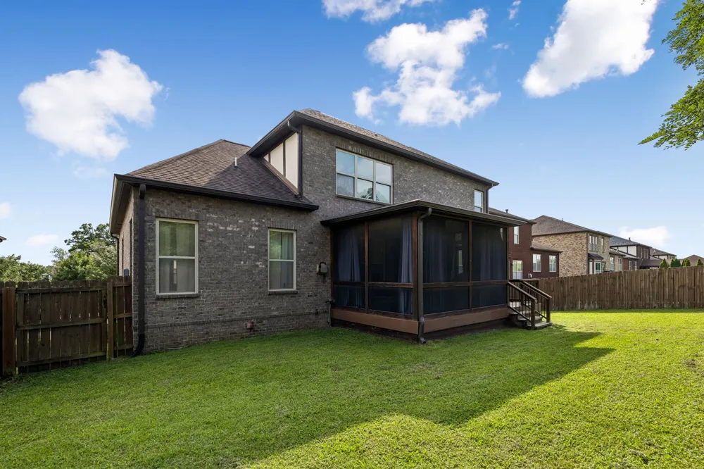 4136 Stone Hall Blvd Hermitage, TN 37076