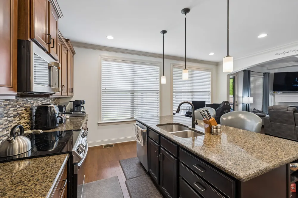 4136 Stone Hall Blvd Hermitage, TN 37076
