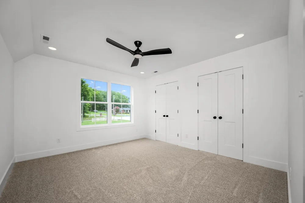 28 Houston Hills Dr Woodbury, TN 37190