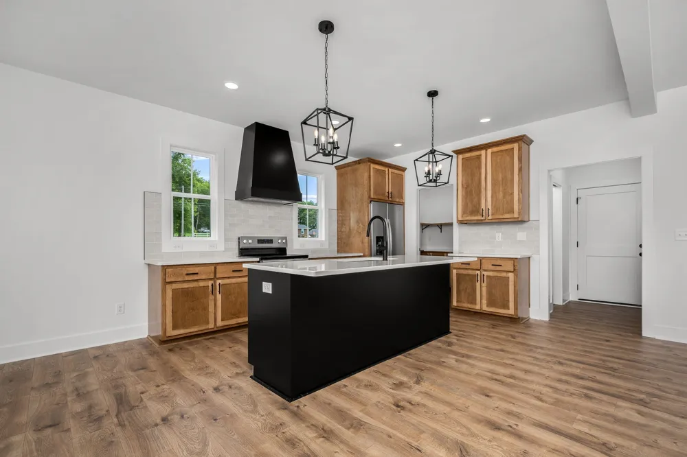 28 Houston Hills Dr Woodbury, TN 37190