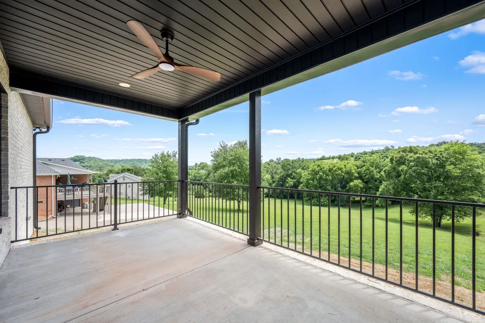 28 Houston Hills Dr Woodbury, TN 37190