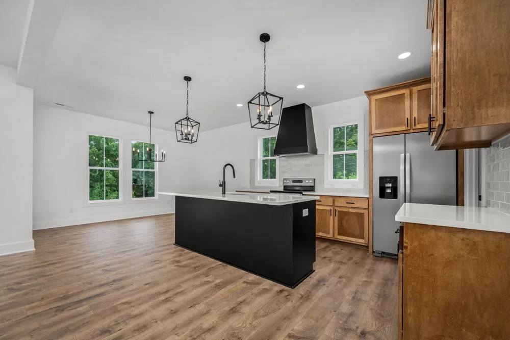 28 Houston Hills Dr Woodbury, TN 37190