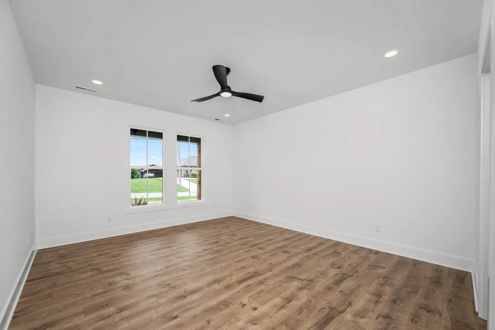 28 Houston Hills Dr Woodbury, TN 37190
