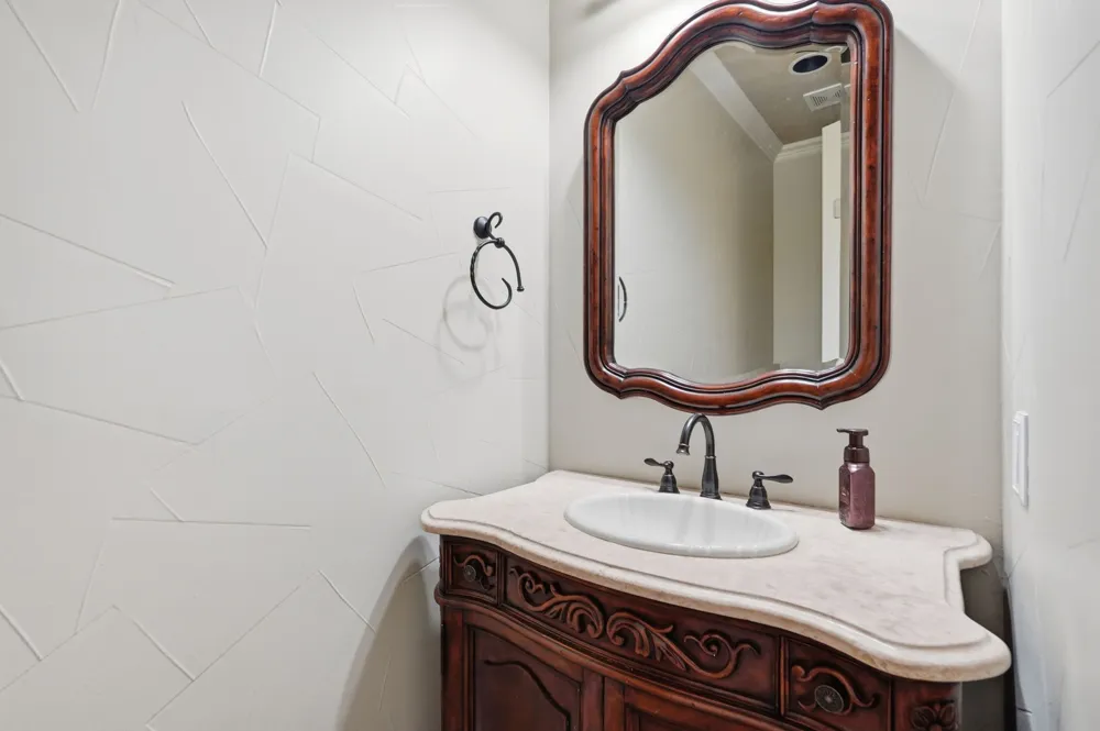 901 Sandy Trail Keller, TX 76248