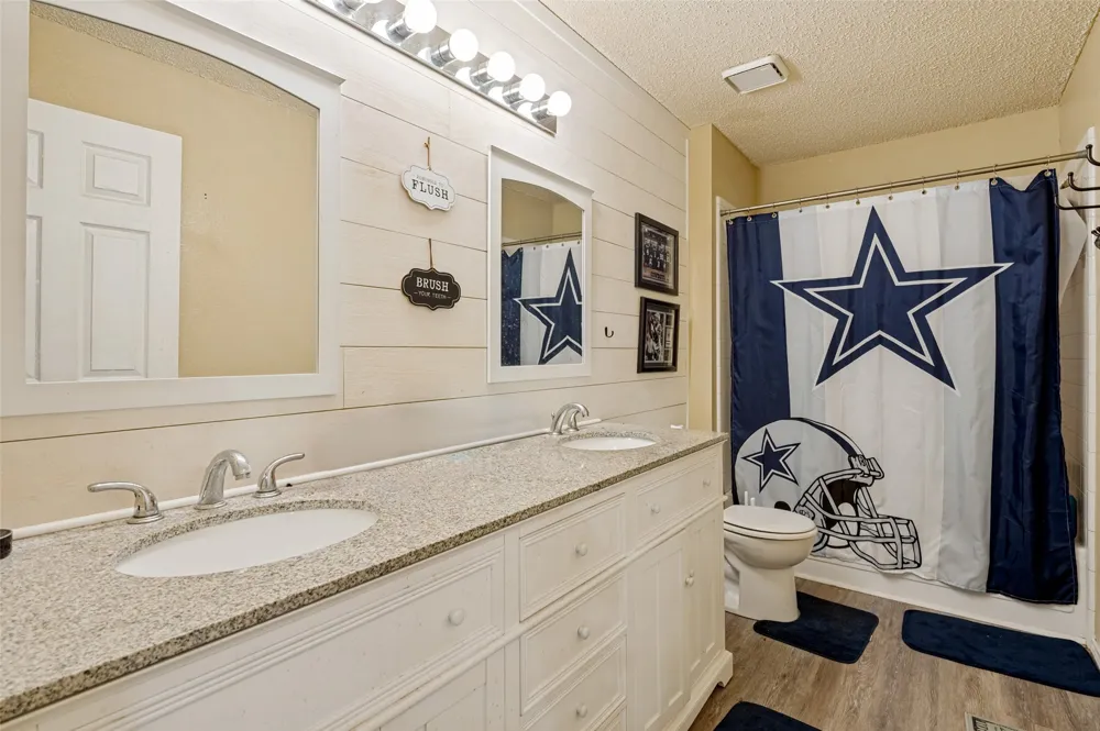 4442 Mercer Street Grand Prairie, TX 75052