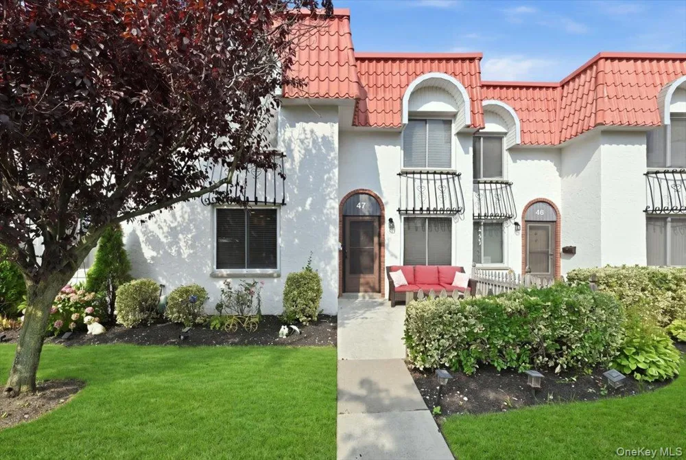 47 Alhambra Drive Oceanside, NY 11572