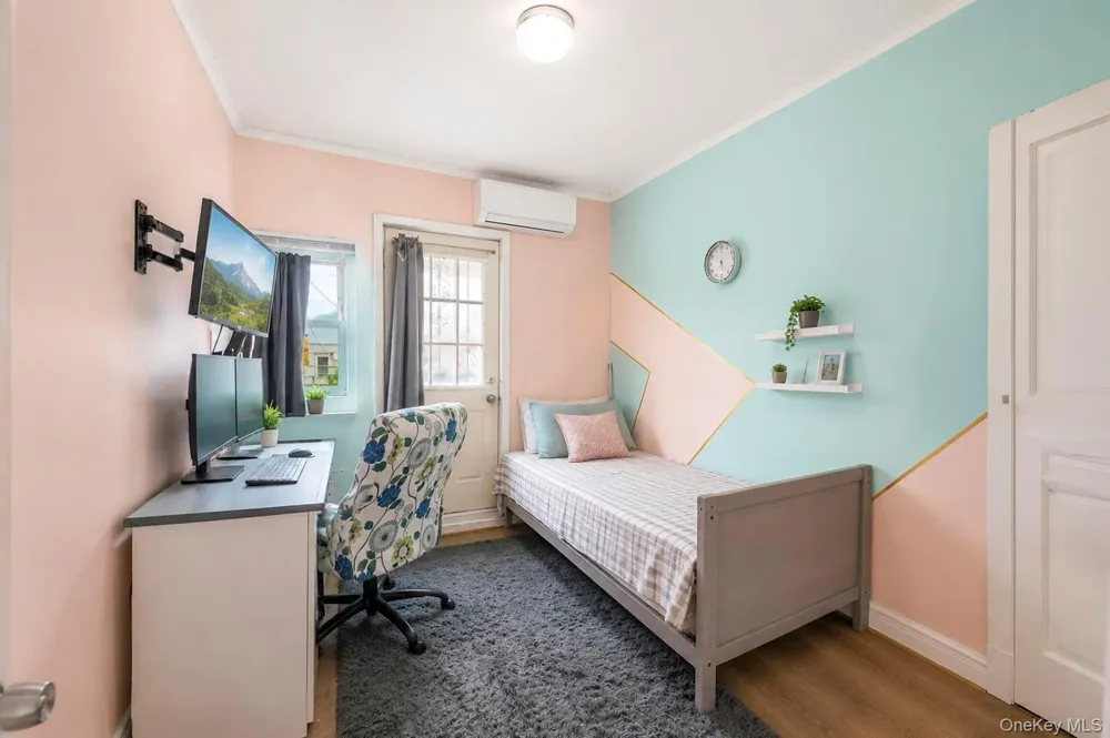 25-50 86th Street East Elmhurst, NY 11369