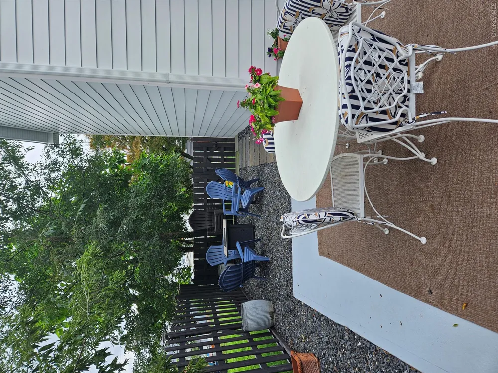 16 Washington Street Athens, NY 12015
