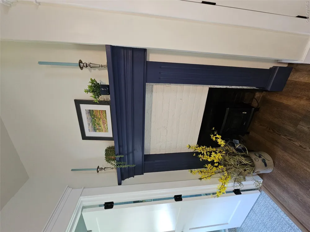 16 Washington Street Athens, NY 12015