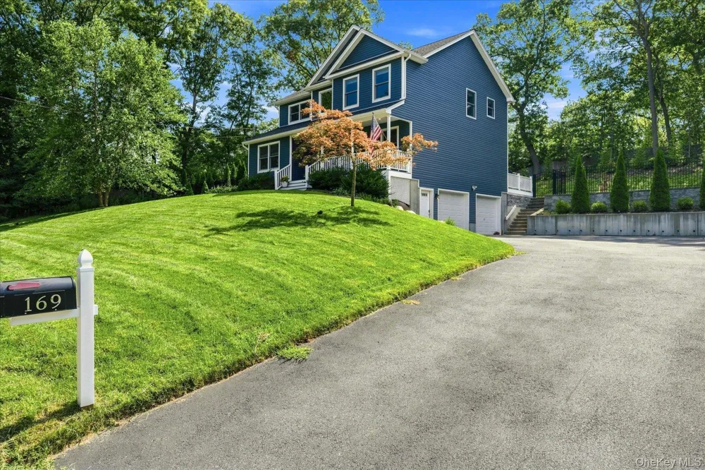 169 Overhill Road Wading River, NY 11792
