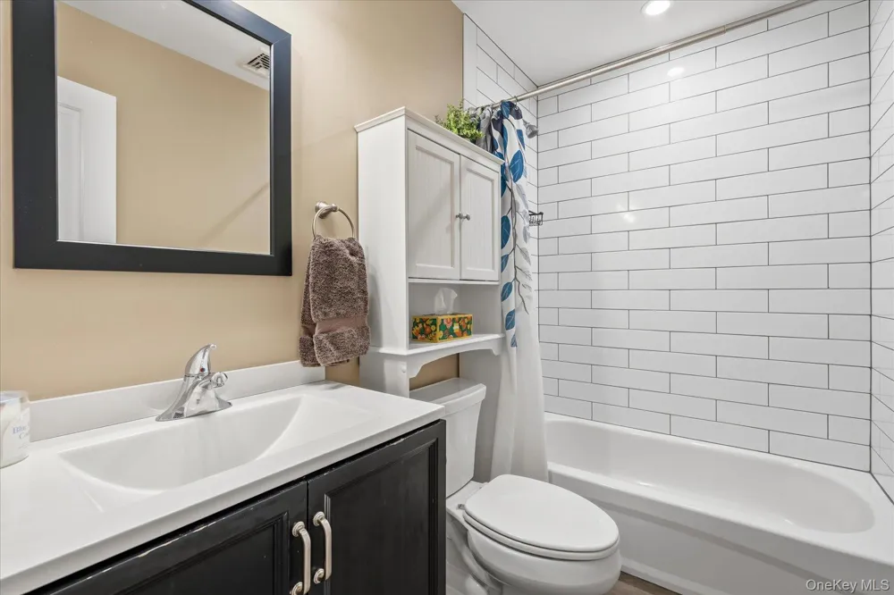 169 Overhill Road Wading River, NY 11792