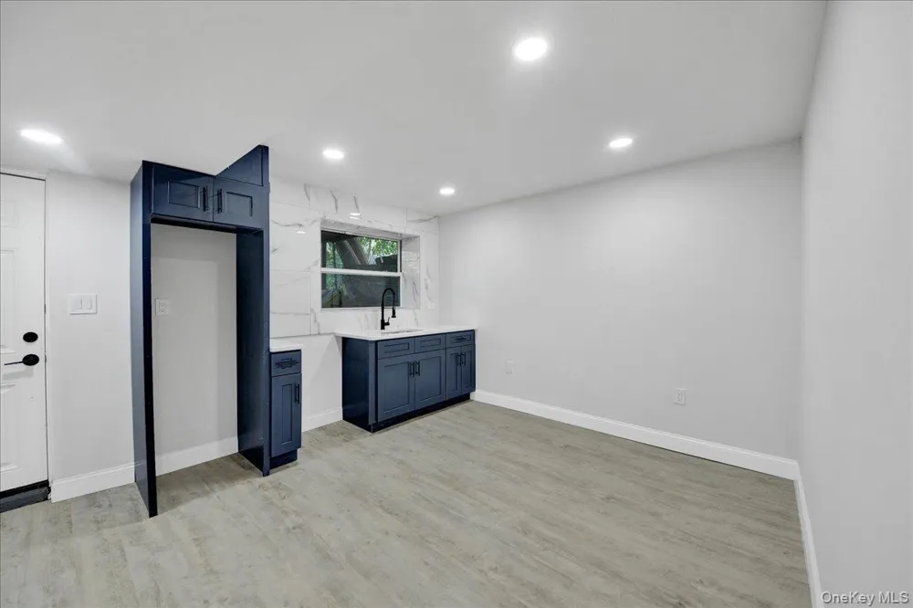 1052 E 227th Street Bronx, NY 10466