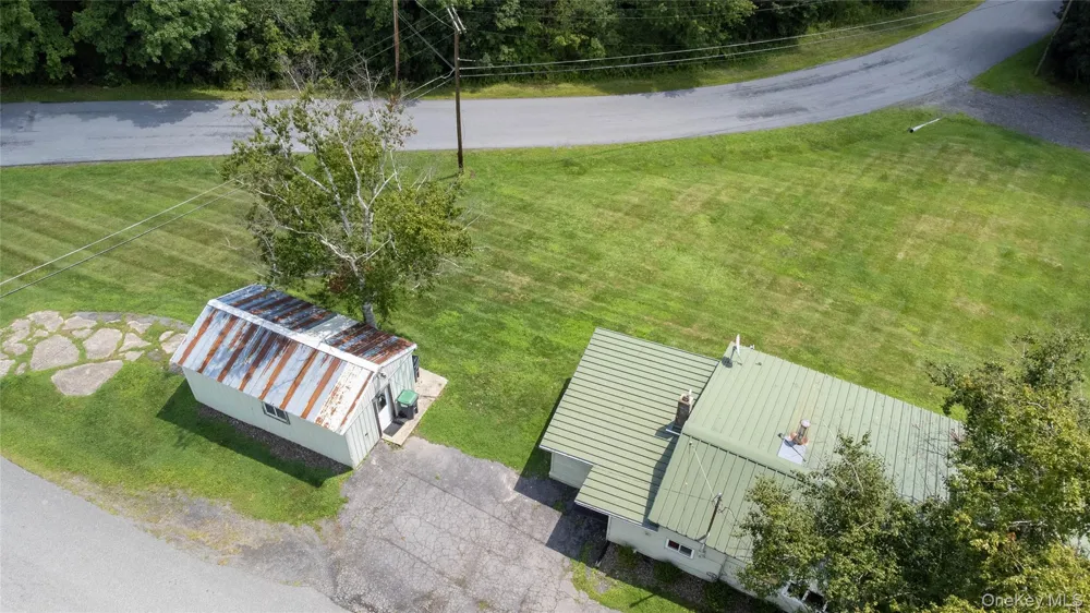 86 Carpenter Road New Hampton, NY 10958