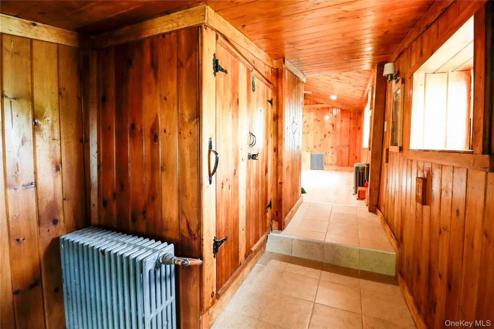 86 Carpenter Road New Hampton, NY 10958