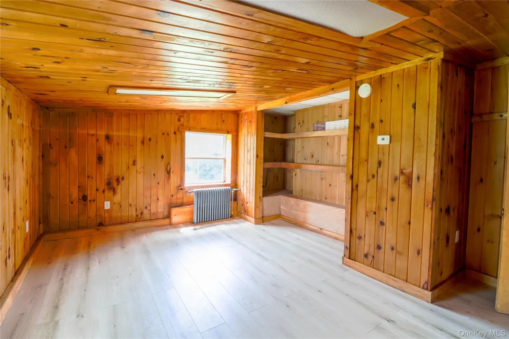 86 Carpenter Road New Hampton, NY 10958