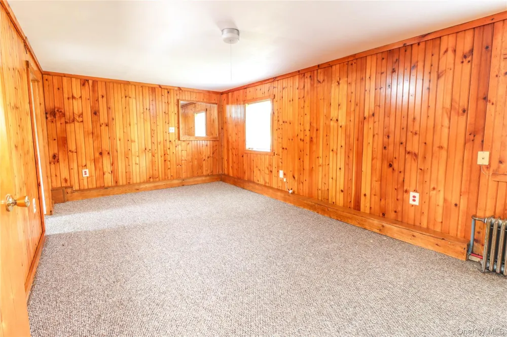 86 Carpenter Road New Hampton, NY 10958