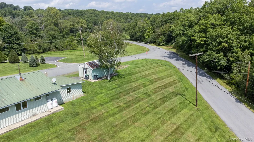86 Carpenter Road New Hampton, NY 10958