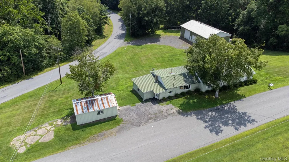 86 Carpenter Road New Hampton, NY 10958