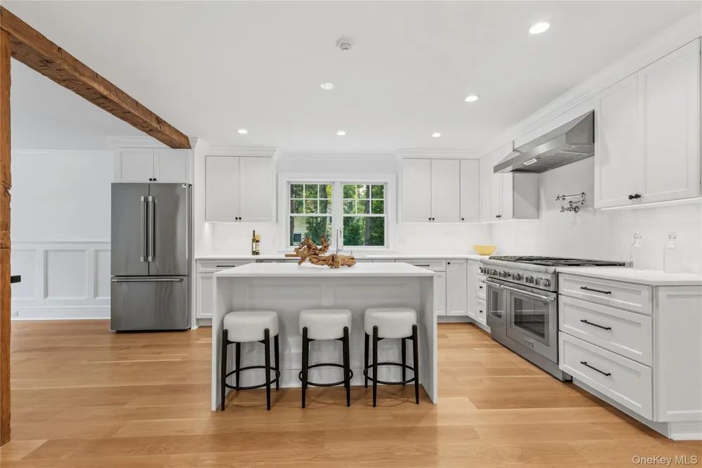 21 Twin Lakes Road South Salem, NY 10590