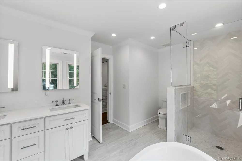 21 Twin Lakes Road South Salem, NY 10590