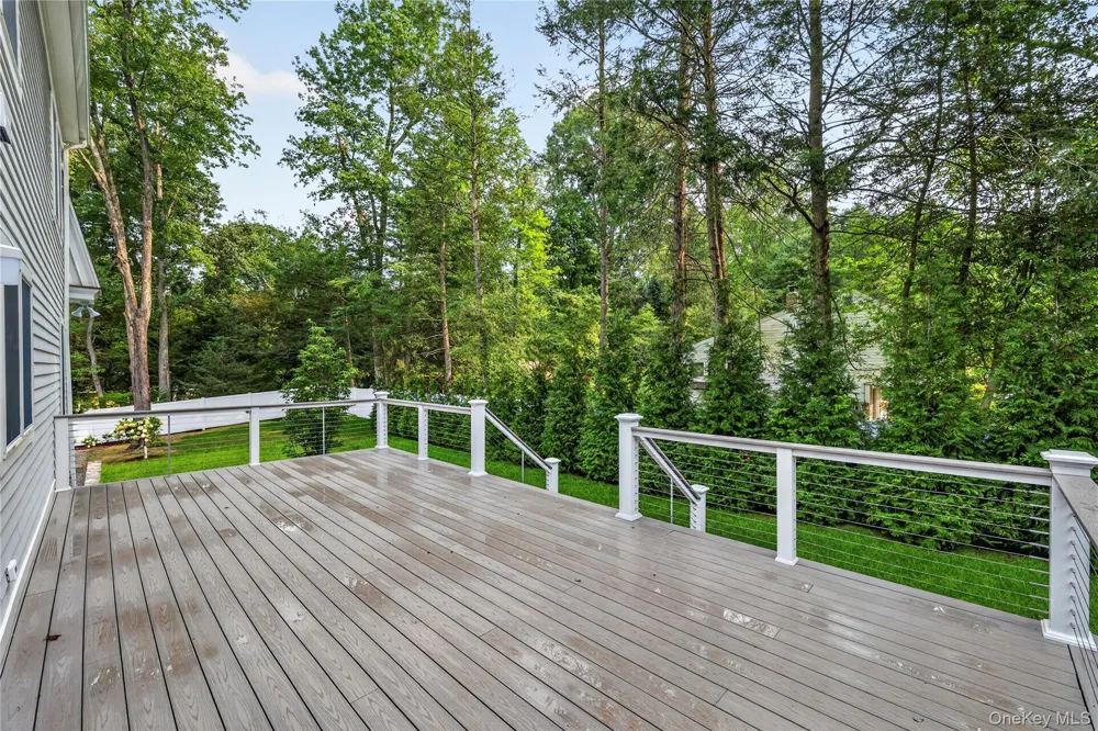 21 Twin Lakes Road South Salem, NY 10590