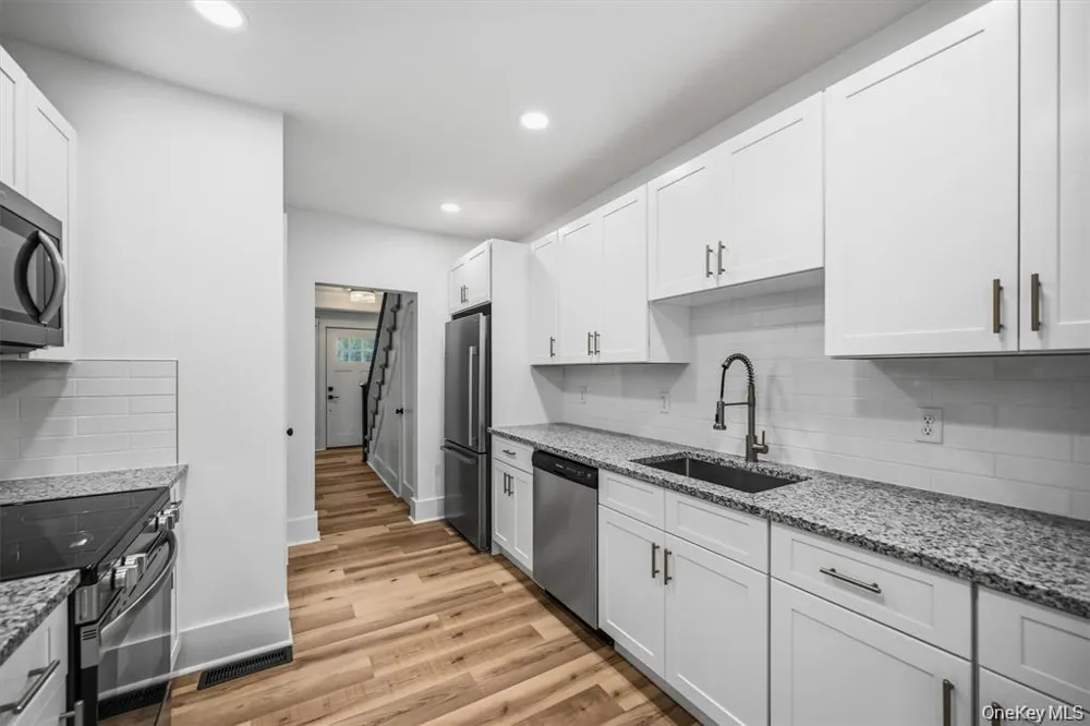 17 Cherry Street Warwick, NY 10990