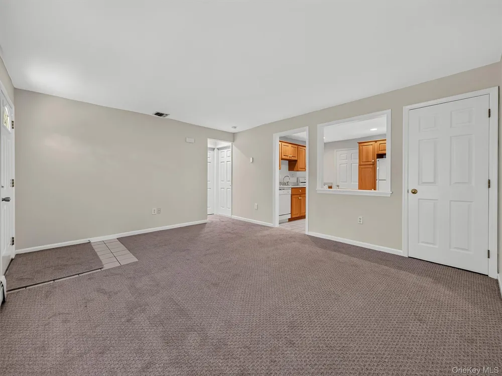 7 East Place Tuxedo Park, NY 10987