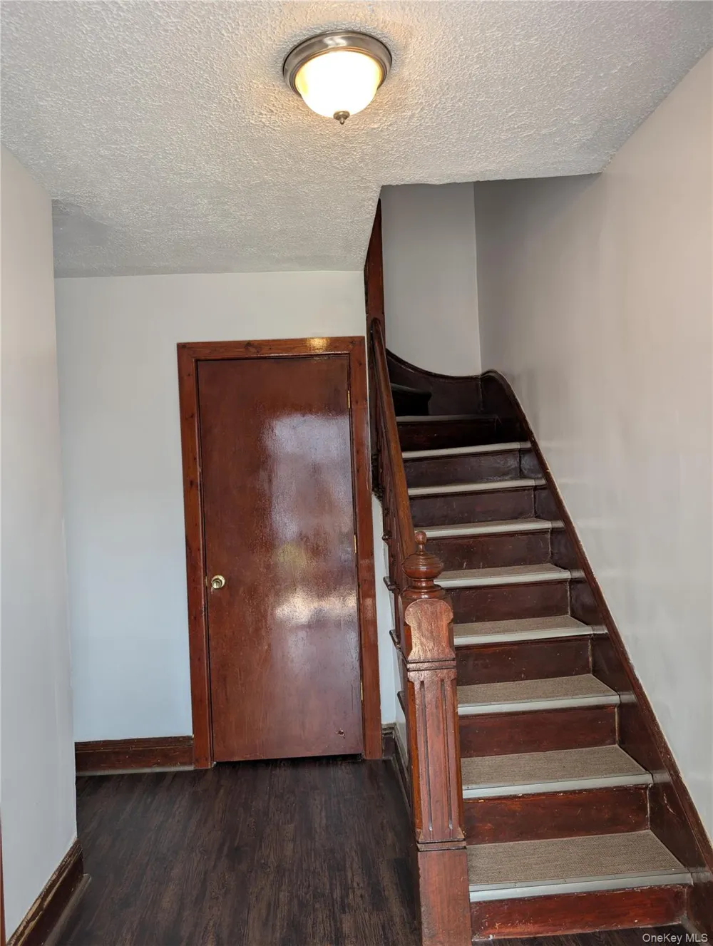 326 1st Street Newburgh, NY 12550