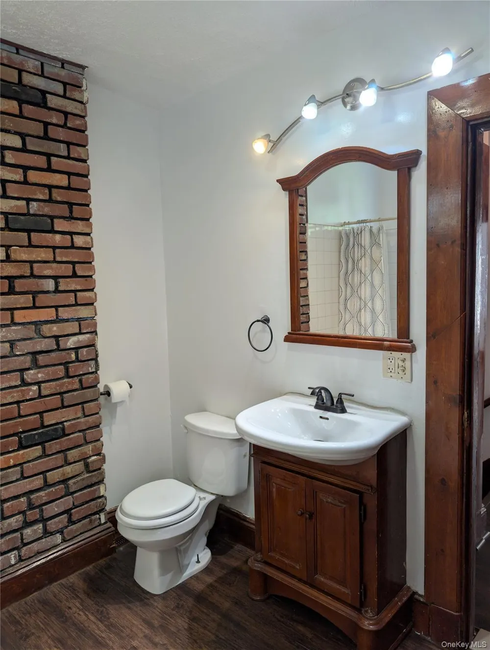 326 1st Street Newburgh, NY 12550