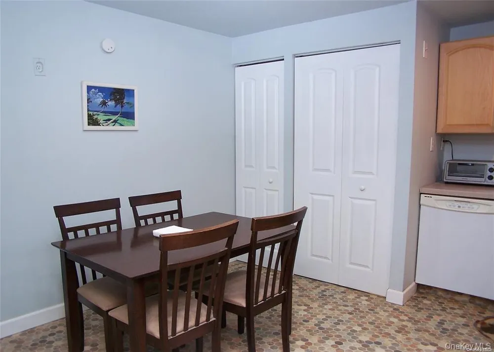 159 Cambridge Drive Port Jefferson Station, NY 11776
