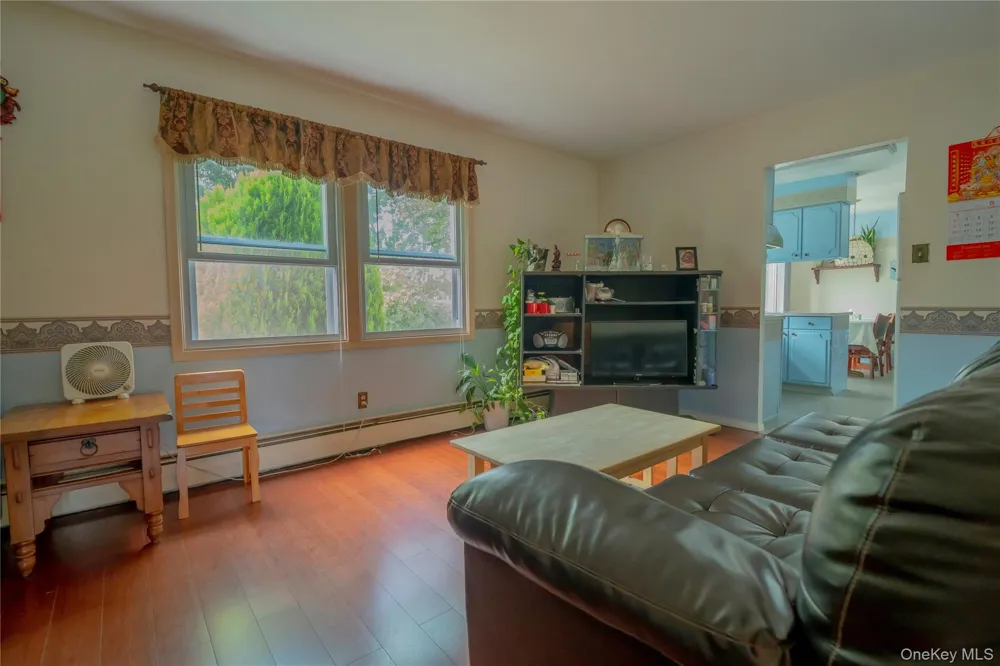 30 Segatogue Lane South Setauket, NY 11720