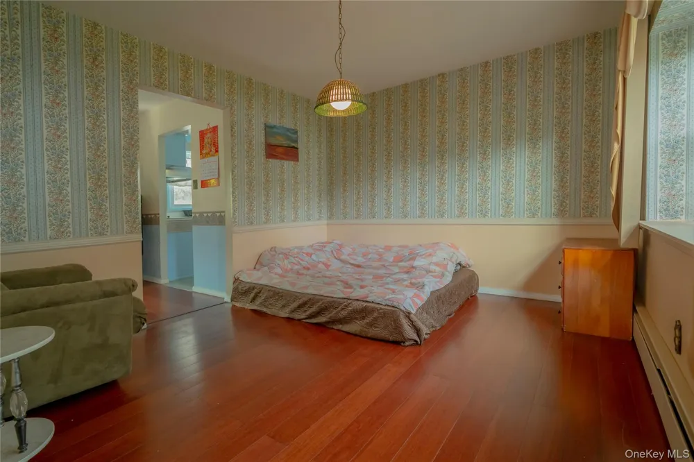 30 Segatogue Lane South Setauket, NY 11720