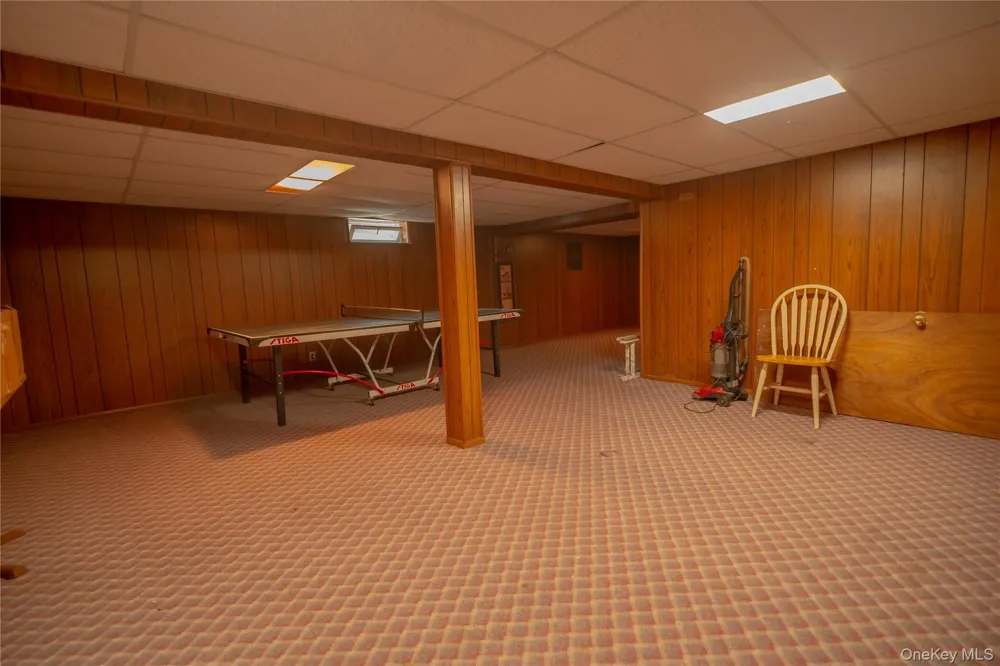 30 Segatogue Lane South Setauket, NY 11720