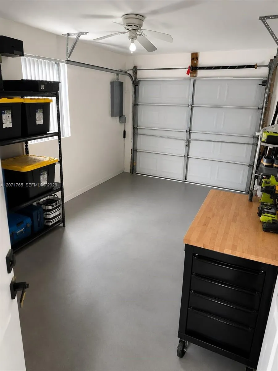 8601 NW 192nd Ter Hialeah, FL 33015